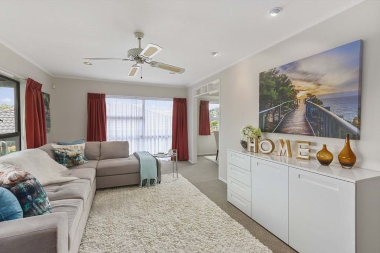 Photo of property in 6 Larkspur Court, The Gardens, Auckland, 2105