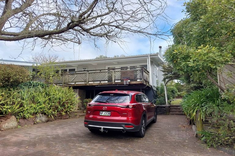 Photo of property in 235 Beach Road, Campbells Bay, Auckland, 0630