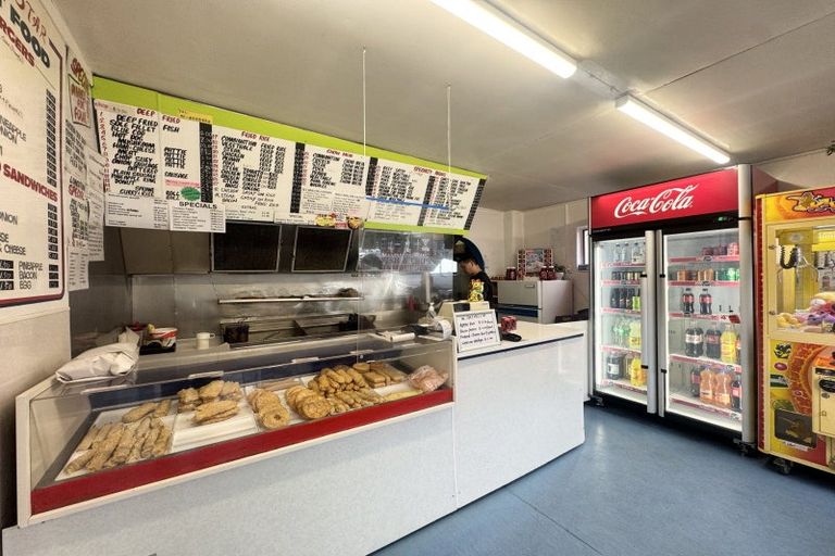 Photo of property in 1a Glenelg Street, Bradford, Dunedin, 9011