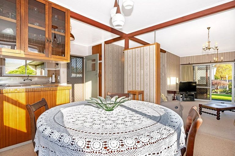 Photo of property in 1/2 Byron Street, Te Hapara, Gisborne, 4010