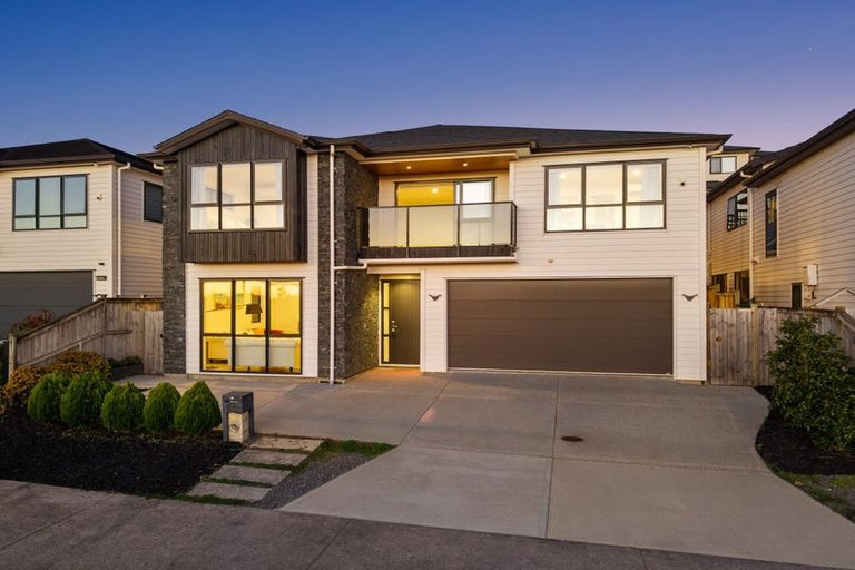 Photo of property in 7 Fricker Way, Flat Bush, Auckland, 2019