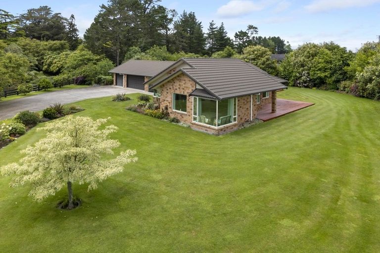 Photo of property in 271 Richmond Road, Lepperton, New Plymouth, 4373