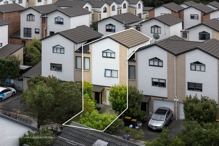 Photo of property in St Claire Village, 6/172 Mcleod Road, Te Atatu South, Auckland, 0610