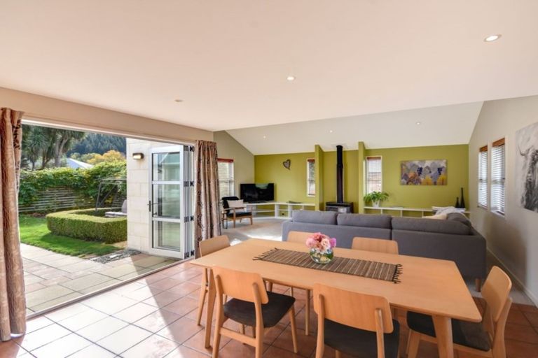 Photo of property in 48 Holyhead Street, Outram, 9019