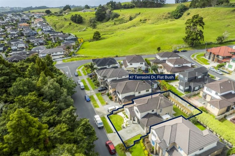 Photo of property in 47 Terrasini Drive, Flat Bush, Auckland, 2019