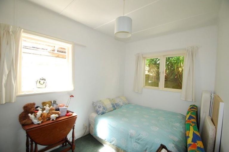 Photo of property in 70 Standen Street, Karori, Wellington, 6012