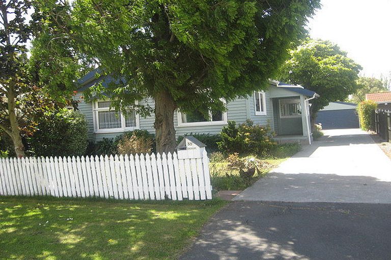 Photo of property in 2/31a Sandwich Road, Beckenham, Christchurch, 8023