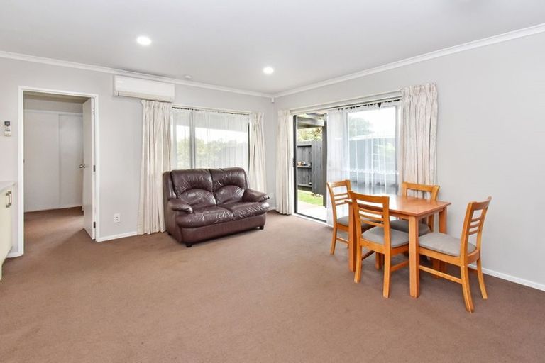 Photo of property in 4a Cathay Lane, Takanini, 2112