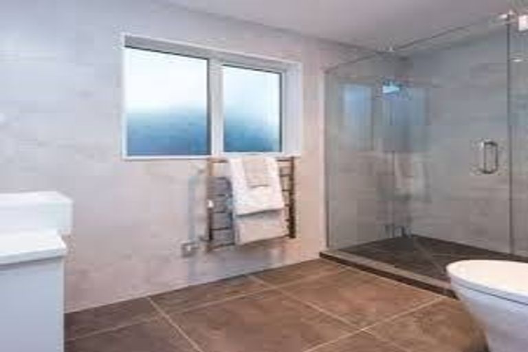 Photo of property in 69a Millen Avenue, Pakuranga, Auckland, 2010