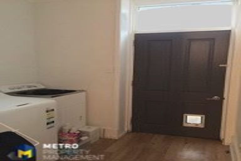 Photo of property in 241 Stuart Street, Dunedin Central, Dunedin, 9016