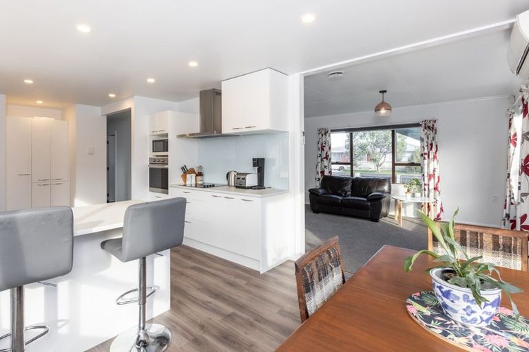 Photo of property in 24 Ranfurly Street, Tamatea, Napier, 4112