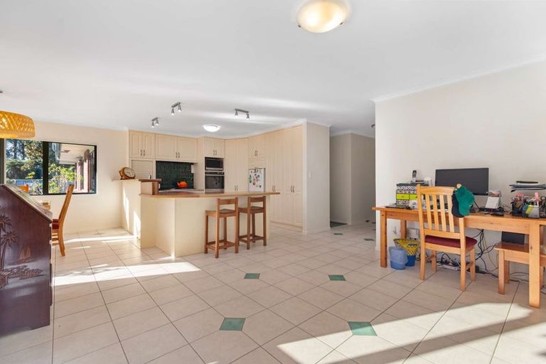 Photo of property in 36 Caulfield Place, Pukehangi, Rotorua, 3015