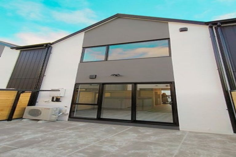 Photo of property in 4 Reakes Crescent, Wallaceville, Upper Hutt, 5018