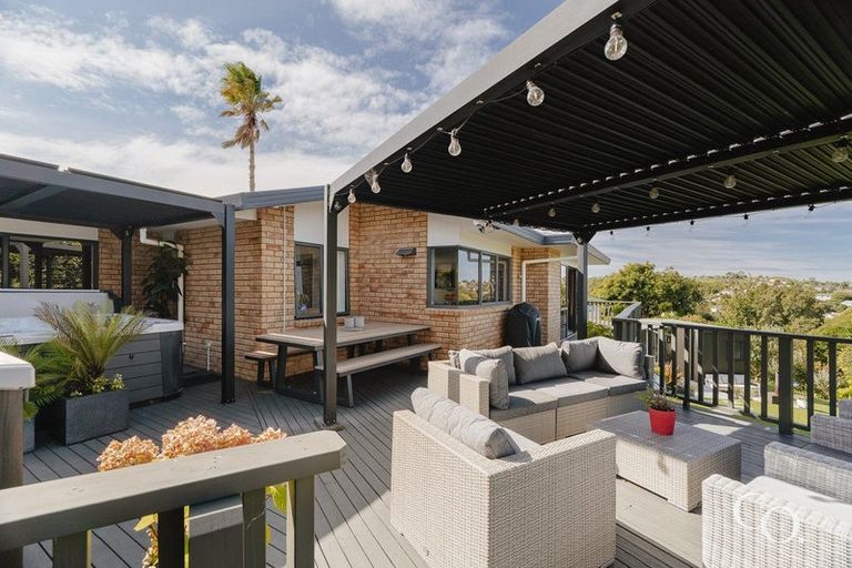 Photo of property in 47 Homestead Place, Welcome Bay, Tauranga, 3112