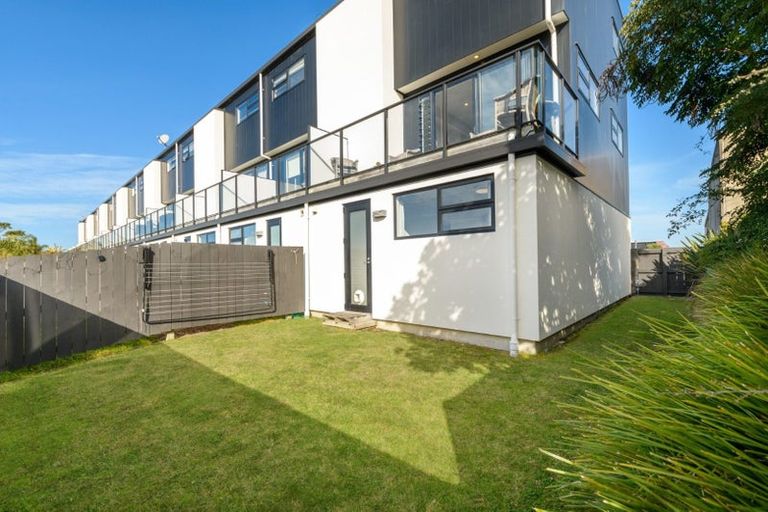 Photo of property in 1/22 Ashley Place, Papamoa Beach, Papamoa, 3118