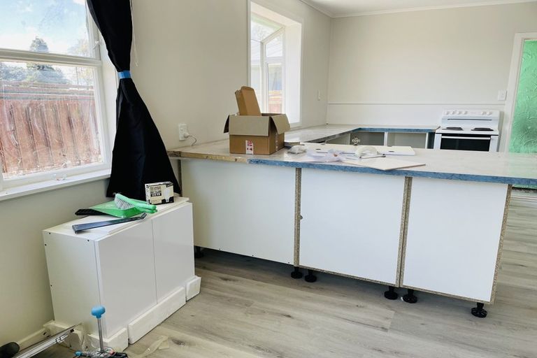 Photo of property in 1/26 Caravelle Close, Mangere, Auckland, 2022