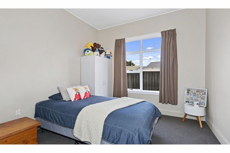 Photo of property in 79 Amyes Road, Hornby, Christchurch, 8042