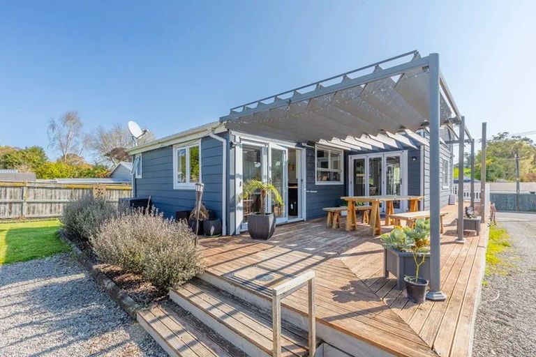 Photo of property in 17 Watts Street, Waipawa, 4210