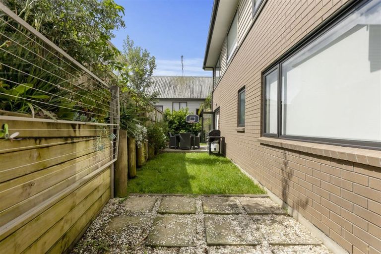 Photo of property in 4 Broadview Place, Howick, Auckland, 2014