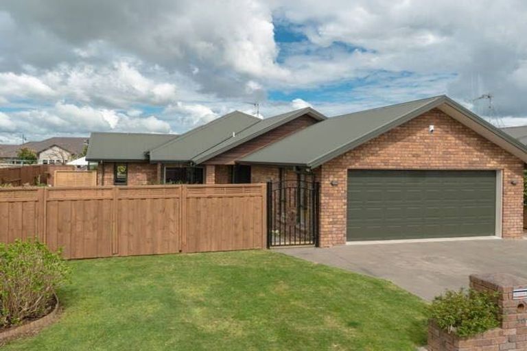 Photo of property in 10 Gracefield Place, Huntington, Hamilton, 3210