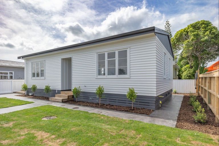 Photo of property in 27 Reeve Street, Levin, 5510