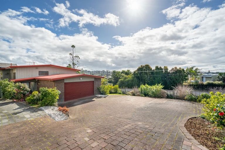 Photo of property in 1/5 Kowhai Road, Mairangi Bay, Auckland, 0630