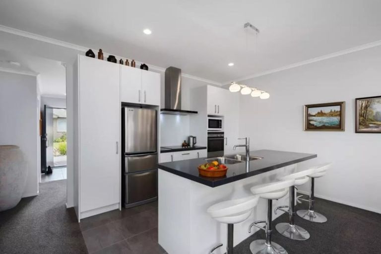 Photo of property in 26 Excelsa Place, Papamoa Beach, Papamoa, 3118