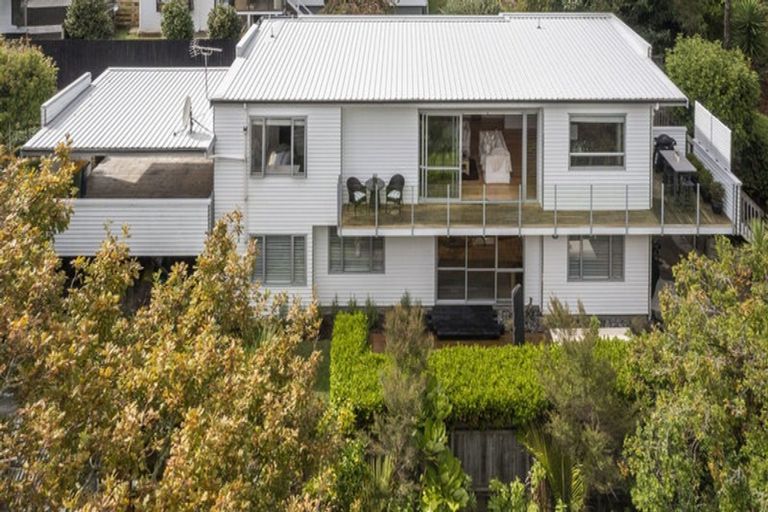 Photo of property in 89a Beach Haven Road, Beach Haven, Auckland, 0626