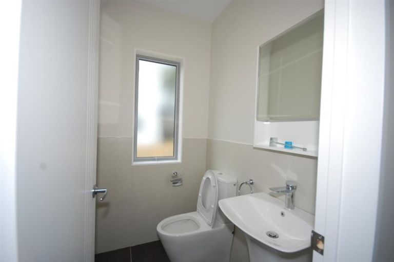 Photo of property in 120a Wellington Street, Howick, Auckland, 2014