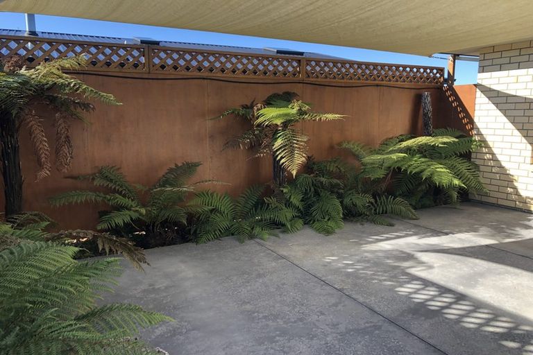 Photo of property in 16 Rhyolite Court, Rolleston, 7614