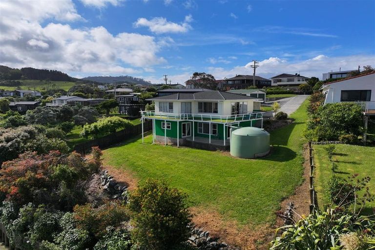 Photo of property in 28 Barrier View Road, Leigh, 0985