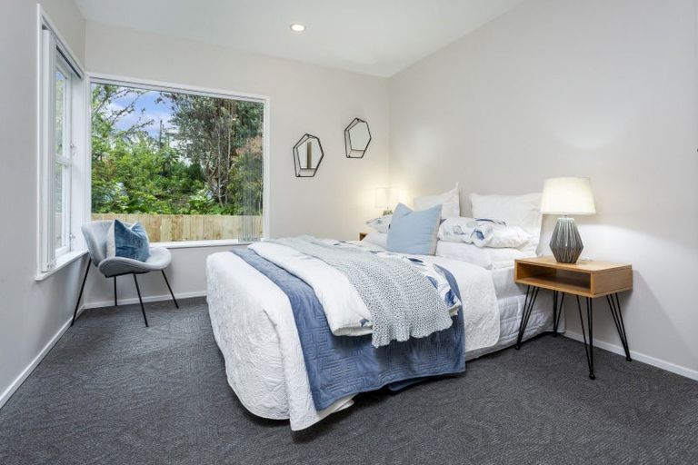 Photo of property in 1 Phillipa Place, Browns Bay, Auckland, 0630