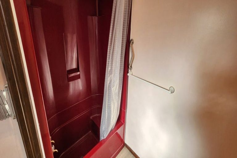 Photo of property in 5/1 Hawea Street, Merrilands, New Plymouth, 4312