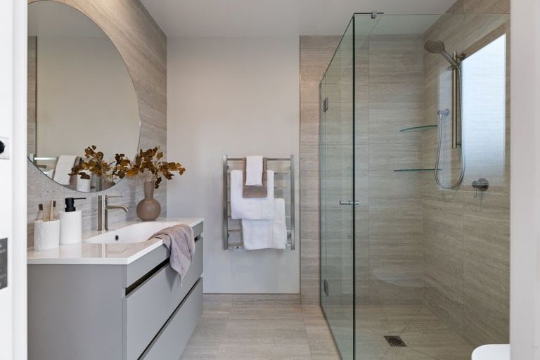 Photo of property in 7 Samuel Place, Terrace End, Palmerston North, 4410