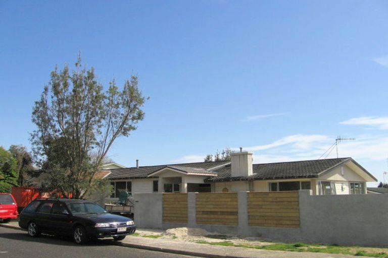Photo of property in 1 Simmonds Crescent, Springfield, Rotorua, 3015