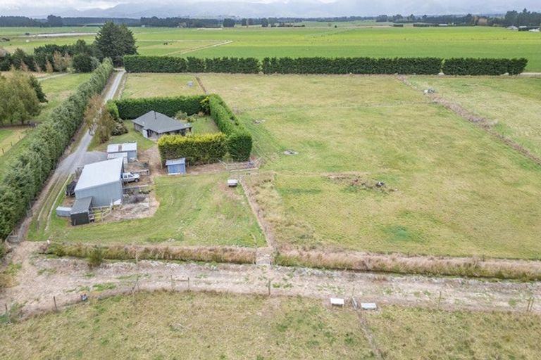 Photo of property in 27 Sheats Road, West Eyreton, Rangiora, 7475