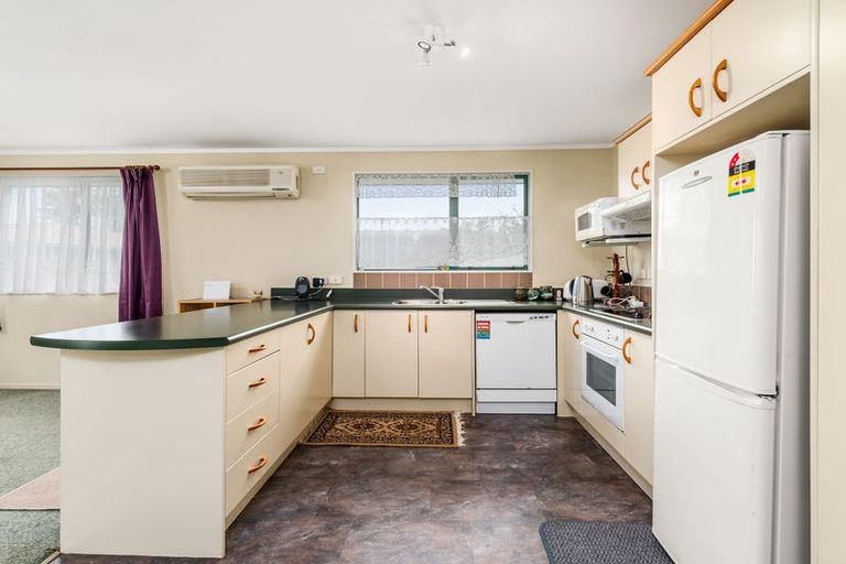 Photo of property in 6a Fairview Road, Western Heights, Rotorua, 3015