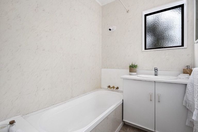 Photo of property in 80b Percy Road, Papamoa Beach, Papamoa, 3118