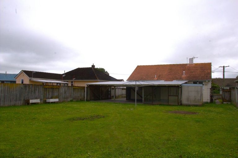 Photo of property in 16 Wilson Crescent, Highbury, Palmerston North, 4412