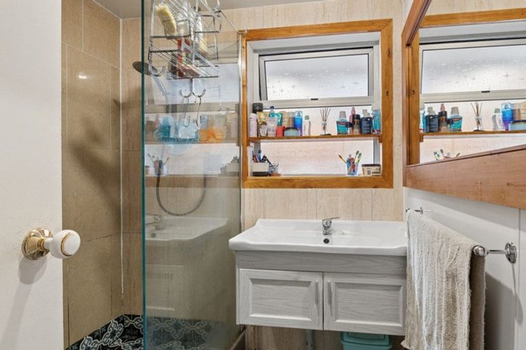 Photo of property in 16 Meadows Lane, Huntly, 3700