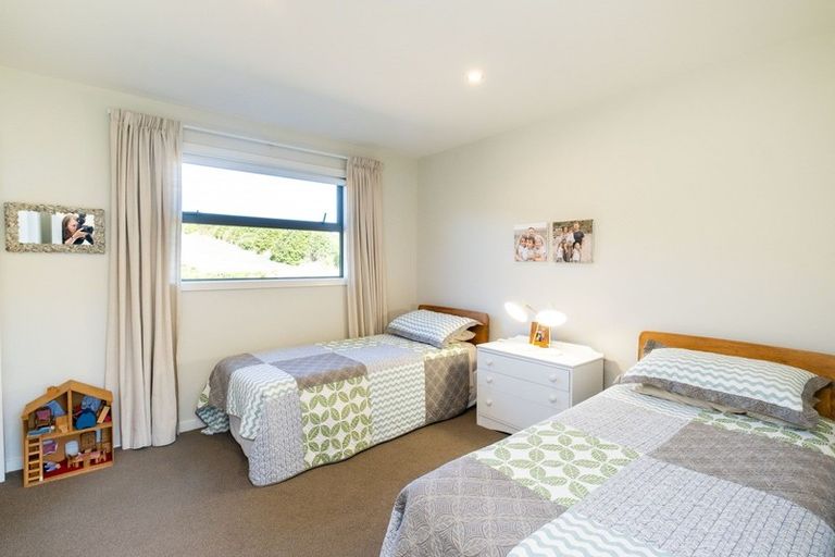 Photo of property in 3 Esk View Road, Eskdale, Napier, 4182