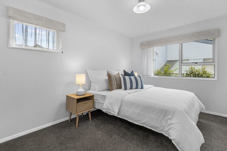 Photo of property in 41 Sandwich Road, Beckenham, Christchurch, 8023