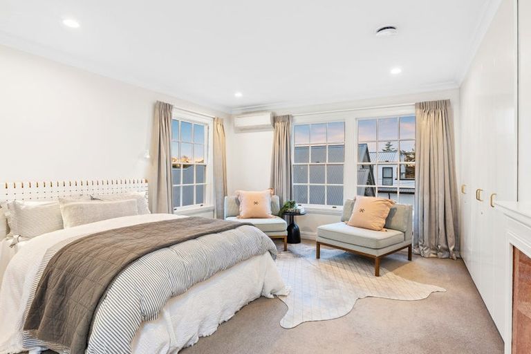 Photo of property in 34 Kahu Road, Fendalton, Christchurch, 8041