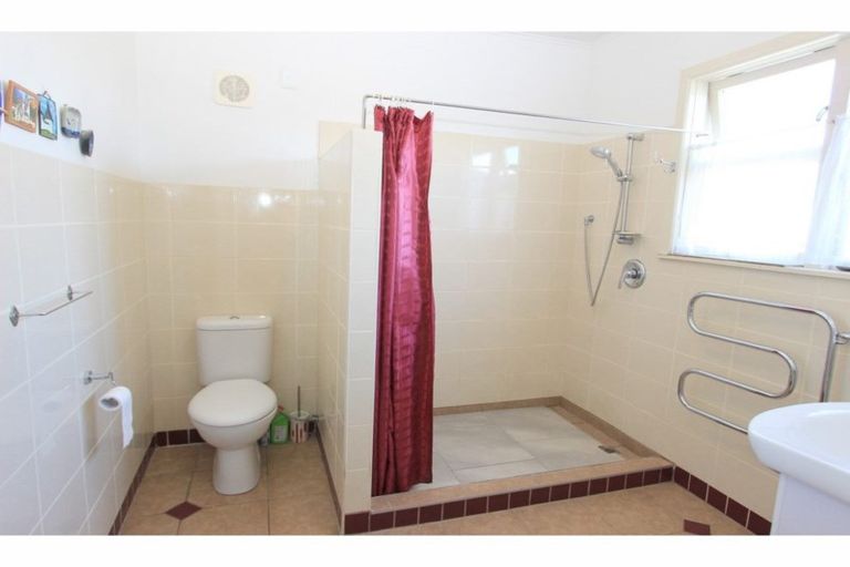 Photo of property in 22 Lybster Street, Blenheim, 7201