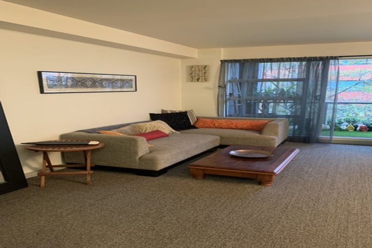 Photo of property in Gerondis Bldg Apartments, 205/60 Willis Street, Wellington Central, Wellington, 6011