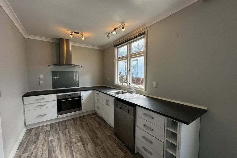 Photo of property in 58 Young Street, Saint Kilda, Dunedin, 9012