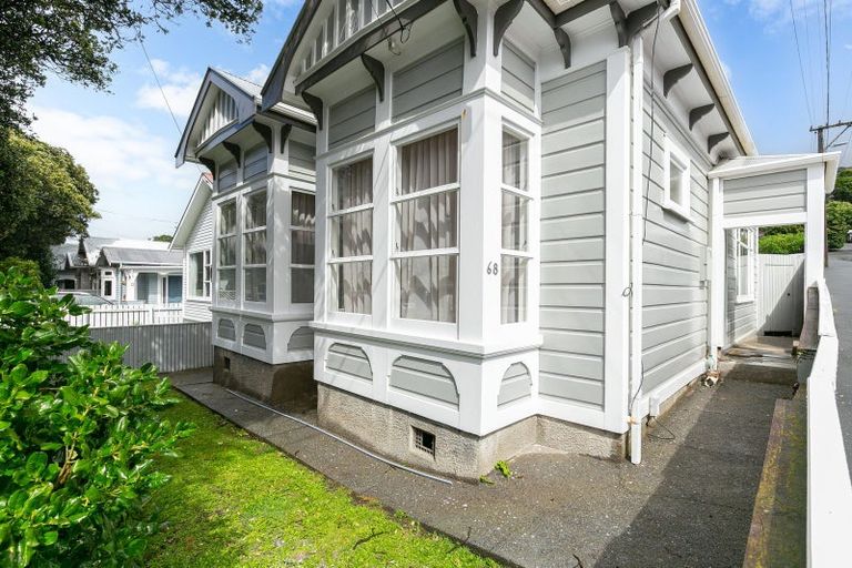Photo of property in 68 The Parade, Island Bay, Wellington, 6023