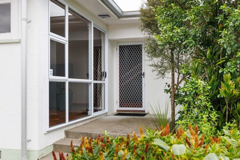 Photo of property in 28 Henare Street, West End, Palmerston North, 4412