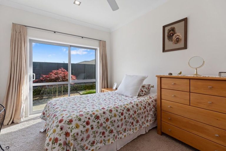 Photo of property in 22 Estuary View Road, Welcome Bay, Tauranga, 3112