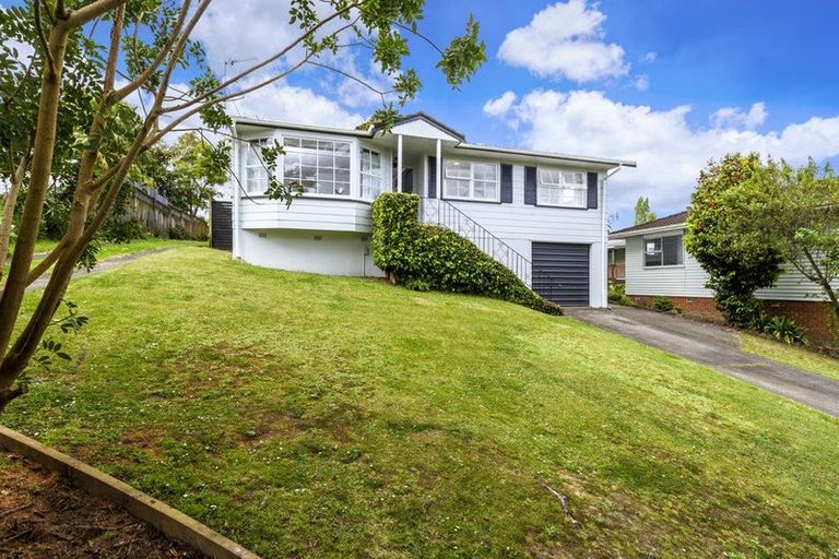 Photo of property in 42 Hellyers Street, Birkdale, Auckland, 0626